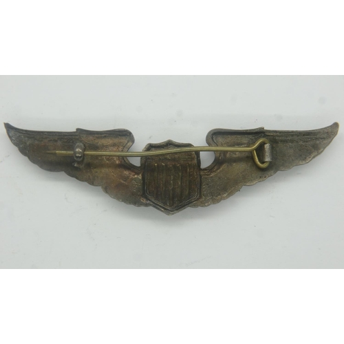 2208 - WWII US Service Pilots Wings, un-marked. UK P&P Group 0 (£6+VAT for the first lot and £1+VAT for sub... 