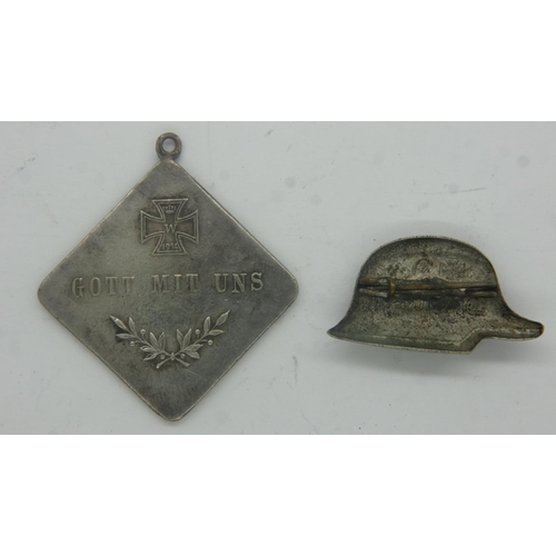 2211 - Two Imperial German WWI commemoratives. UK P&P Group 0 (£6+VAT for the first lot and £1+VAT for subs... 