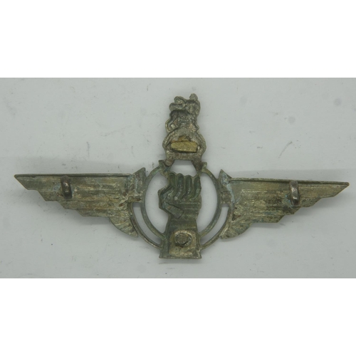 2229 - Unofficial 6th Airborne Armoured Recce cap badge. Several variants of this homemade D-Day badge were... 