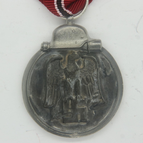 2253 - WWII German Eastern Front medal. UK P&P Group 0 (£6+VAT for the first lot and £1+VAT for subsequent ... 