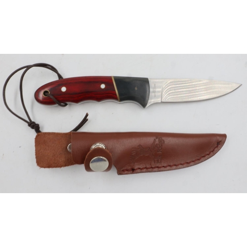 2149L - Elk Ridge hunting knife with leather sheath. UK P&P Group 1 (£16+VAT for the first lot and £2+VAT fo... 