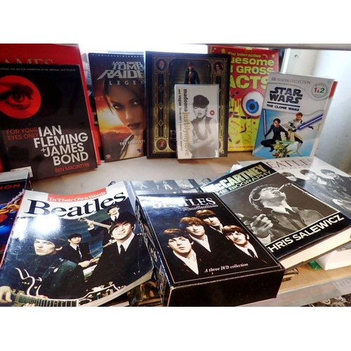 1213 - Mixed ephemera, including The Beatles, James Bond and Star Wars books. Not available for in-house P&... 