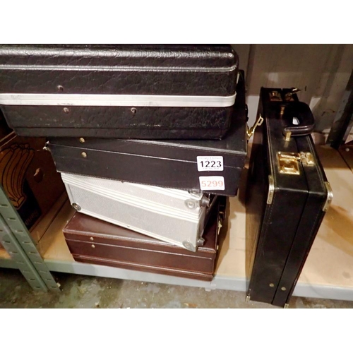 1223 - Five briefcases, including an aluminium example. Not available for in-house P&P