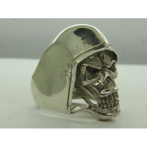 14 - Heavy 925 silver skull ring, size V/W, 22g. UK P&P Group 0 (£6+VAT for the first lot and £1+VAT for ... 