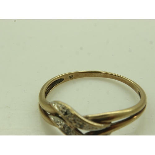 32 - 9ct gold ring, size O, 1.3g. UK P&P Group 0 (£6+VAT for the first lot and £1+VAT for subsequent lots... 