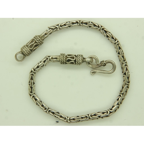 33 - Boxed 925 silver Byzantium bracelet, L: 20 cm, 13g. UK P&P Group 1 (£16+VAT for the first lot and £2... 