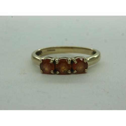 8 - 9ct gold ring set with citrine, size O, 2.1g. UK P&P Group 0 (£6+VAT for the first lot and £1+VAT fo... 