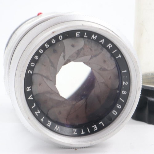 98 - Leica Leitz Wetzlar Elmarit 1:2.8/90 lens in Leica tube. UK P&P Group 1 (£16+VAT for the first lot a... 