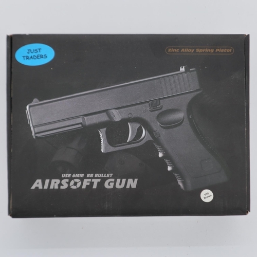 2030 - Airsoft pistol, model V20 in brown, boxed. UK P&P Group 1 (£16+VAT for the first lot and £2+VAT for ... 