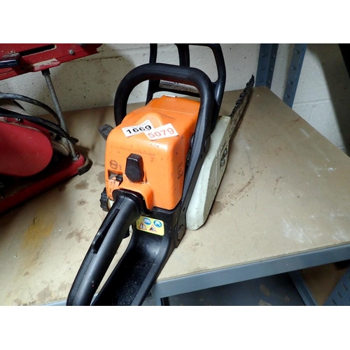 1669 - Stihl 017 petrol chainsaw. Not available for in-house P&P