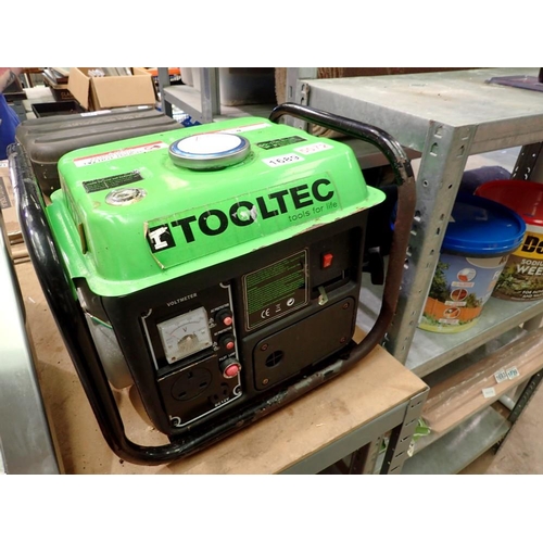 1689 - Tooltec 650W peak 2 stroke petrol generator. Not available for in-house P&P