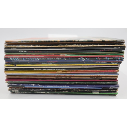 114 - Collection of mainly rock LPs including Queen and Led Zeppelin. UK P&P Group 3 (£30+VAT for the firs... 