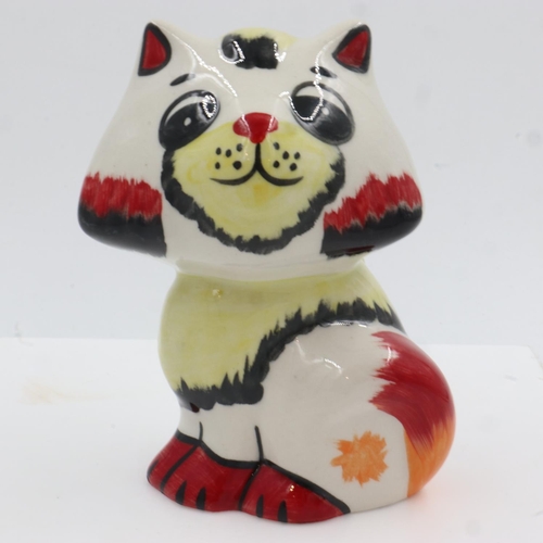 155 - Lorna Bailey cat, Honey, no cracks or chips, H: 13 cm. UK P&P Group 1 (£16+VAT for the first lot and... 