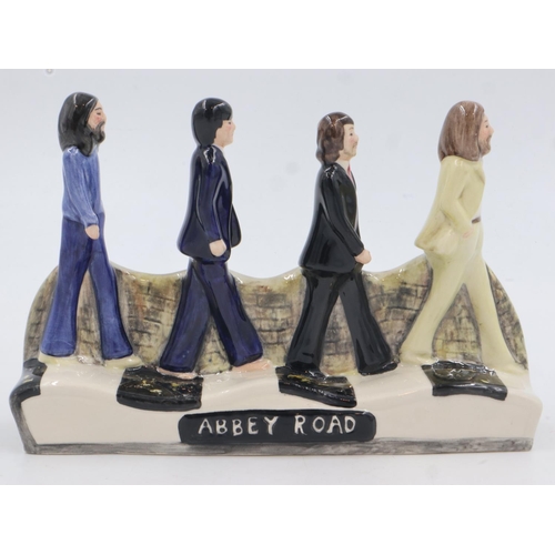 195 - Beatles Abbey Road figures, no cracks or chips, H: 14 cm. UK P&P Group 2 (£20+VAT for the first lot ... 