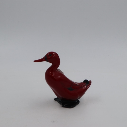 211 - Royal Doulton flambé duck, no cracks or chips, H: 15 cm. UK P&P Group 1 (£16+VAT for the first lot a... 