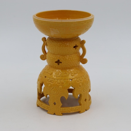 264 - Early 20th century Chinese oil burner, decorated in Imperial yellow glaze, H: 21 cm. UK P&P Group 2 ... 