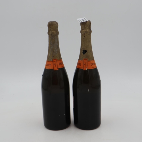 333 - Two bottles of Henri Feron & Fils NV Champagne, believed to date from 1943. UK P&P Group 3 (£30+VAT ... 