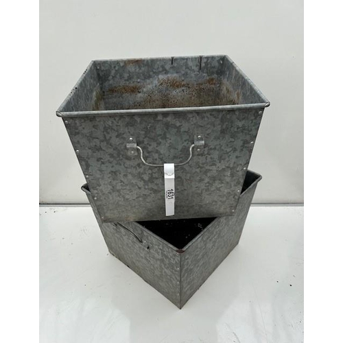 1631 - Two metal planters with handles. Not available for in-house P&P