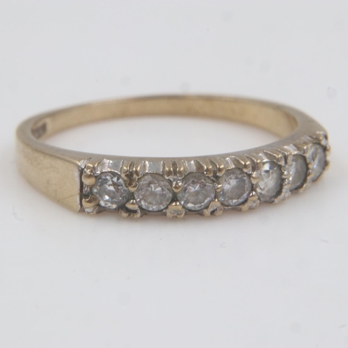 17 - 9ct gold ring set with cubic zirconia, size Q, 2.4g. UK P&P Group 0 (£6+VAT for the first lot and £1... 