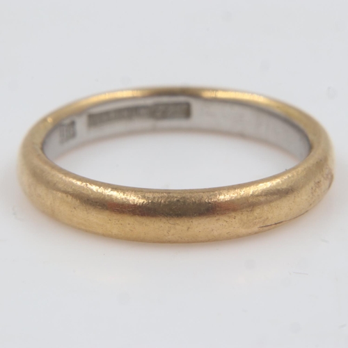 30 - 22ct gold and platinum band ring, size L, 4.8g. UK P&P Group 0 (£6+VAT for the first lot and £1+VAT ... 