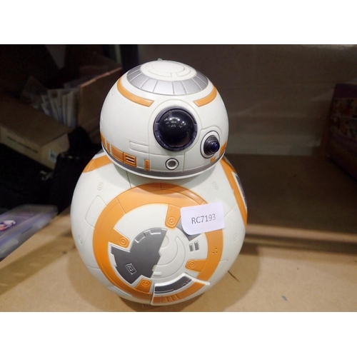 1035 - Star Wars battery operated BB8 droid, by Disney, working. Not available for in-house P&P