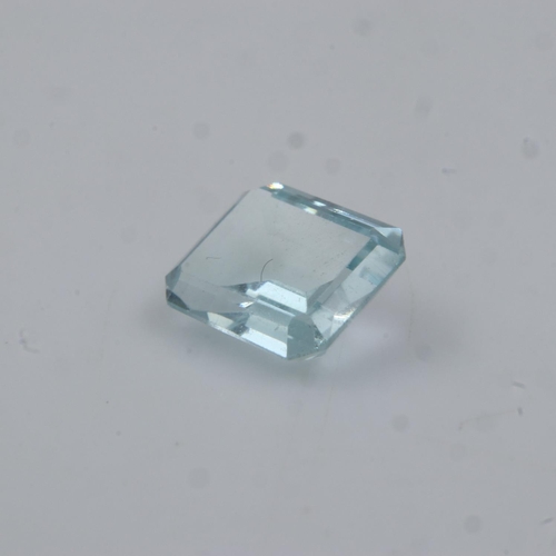 60 - Loose natural 1.36ct aquamarine. UK P&P Group 0 (£6+VAT for the first lot and £1+VAT for subsequent ... 