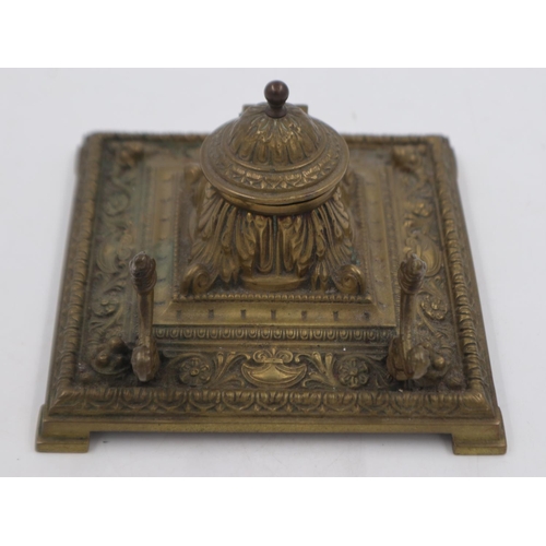 325 - Victorian desk stand with inkwell. UK P&P Group 2 (£20+VAT for the first lot and £4+VAT for subseque... 