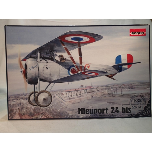 2068 - Roden 1/32 scale, Nieuport WWI biplane, as new, storage wear to box. UK P&P Group 1 (£16+VAT for the... 