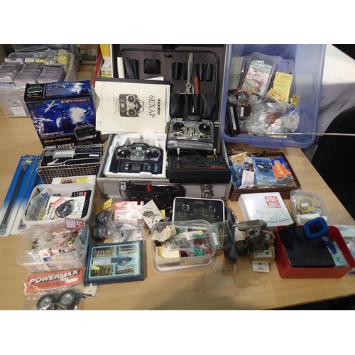 2114 - Selection of model aircraft and boat accessories, engine, starter, transmitter etc, mostly good cond... 