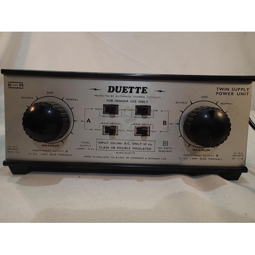 2138 - H&M Duette, twin track controller/transformer. UK P&P Group 1 (£16+VAT for the first lot and £2+VAT ... 