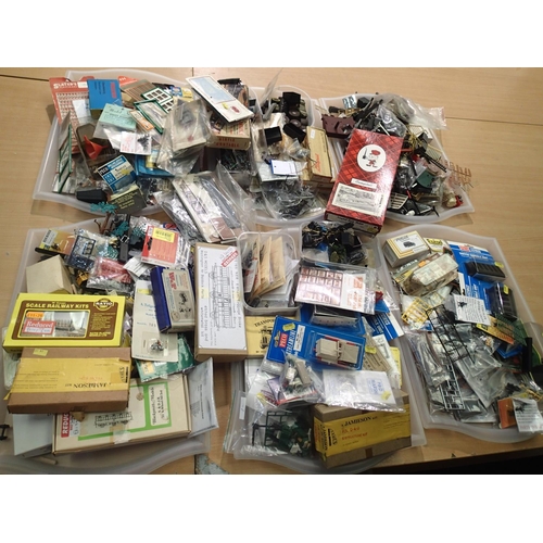 2139 - Large quantity of model railway accessories, figures, animals, vehicles, kits, lineside etc, some ne... 