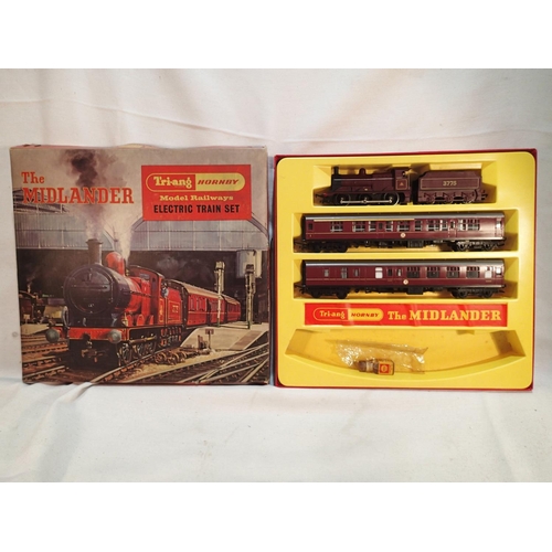 2175 - Boxed OO gauge Tri-ang/Hornby Midlander electric train set, no track, some storage wear to box, loco... 