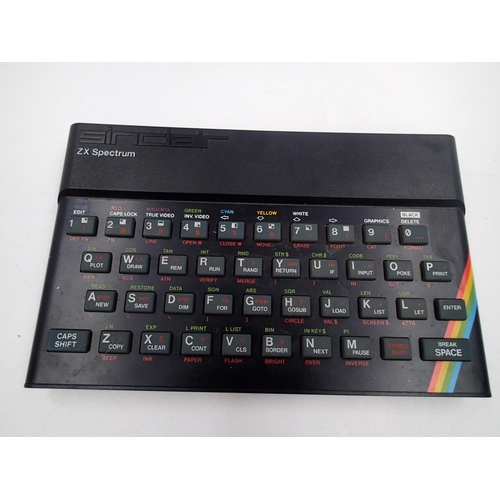 2178 - Boxed Sinclair ZX Spectrum 48K, serial #003-689073, no PSU or paperwork, untested and console is in ... 