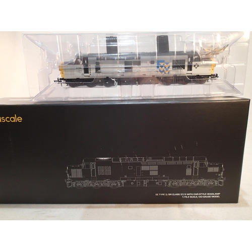 2214 - OO scale Accurascale, class 37 diesel, 37051, rail freight triple grey metals livery, near mint, box... 