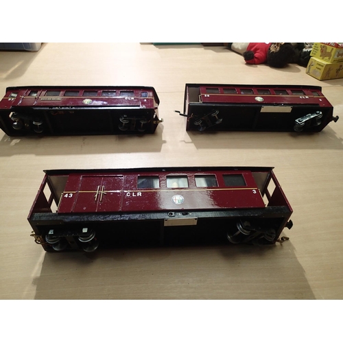 2274 - 16mm/SM32 narrow gauge running on O gauge track, scratch built three car set with light and passenge... 