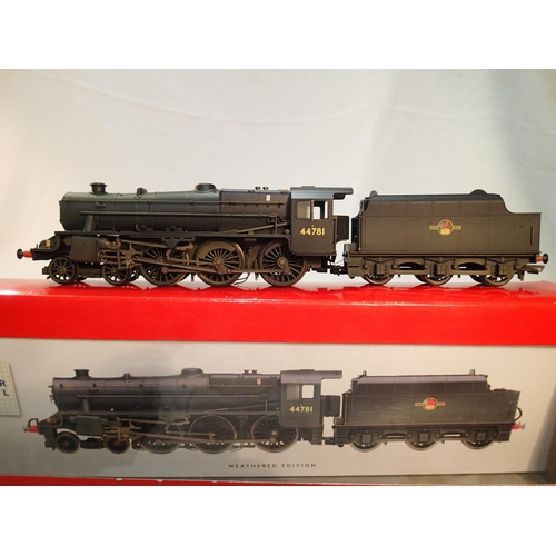 2281 - OO scale Hornby R2258 class 5MT, 44781, black, late crest, weathered, near mint, box with wear. UK P... 