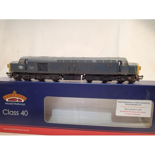 2324 - OO scale Bachmann 32-486, renumbered and weathered by Craig Holt to 40132, BR blue, excellent condit... 