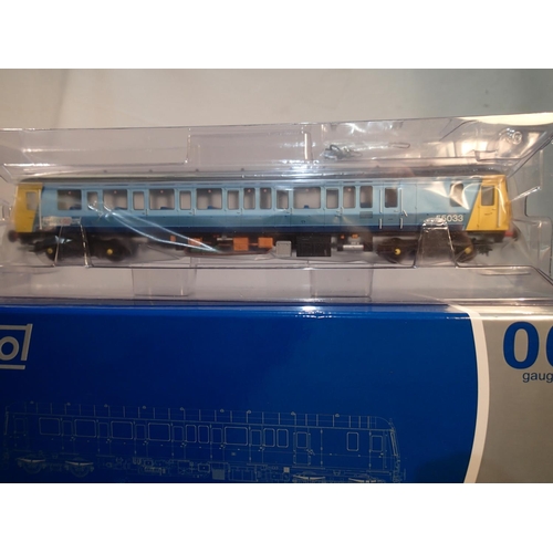 2388 - OO scale Dapol 4D-009-008, class 121 railcar, 55033, Midline livery, near mint, boxed. UK P&P Group ... 