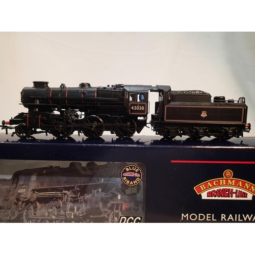 2405 - OO scale Bachmann 32-578, Ivatt, 43038, black, early crest, glue mark on cabside, box with wear. UK ... 