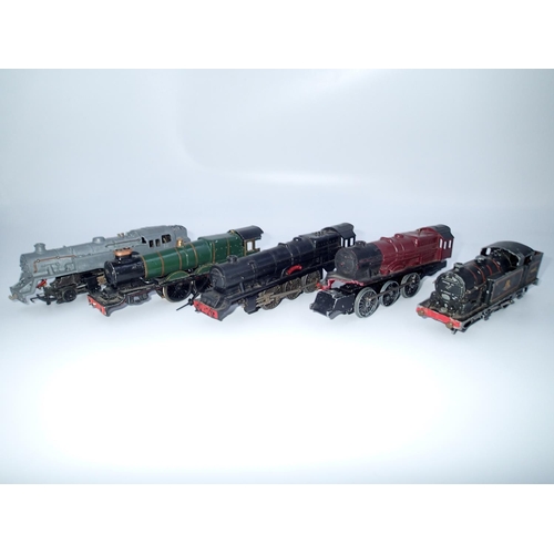 2475 - Five OO scale locomotives, all require attention, suitable for spares/repair. UK P&P Group 1 (£16+VA... 