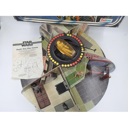 2485 - Boxed, very good condition, near complete Star wars Death Star playset by Palitoy 1977, two clips ar... 