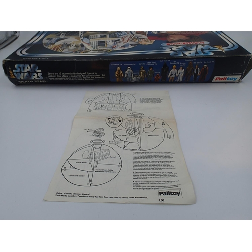 2485 - Boxed, very good condition, near complete Star wars Death Star playset by Palitoy 1977, two clips ar... 