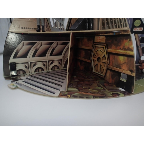 2485 - Boxed, very good condition, near complete Star wars Death Star playset by Palitoy 1977, two clips ar... 