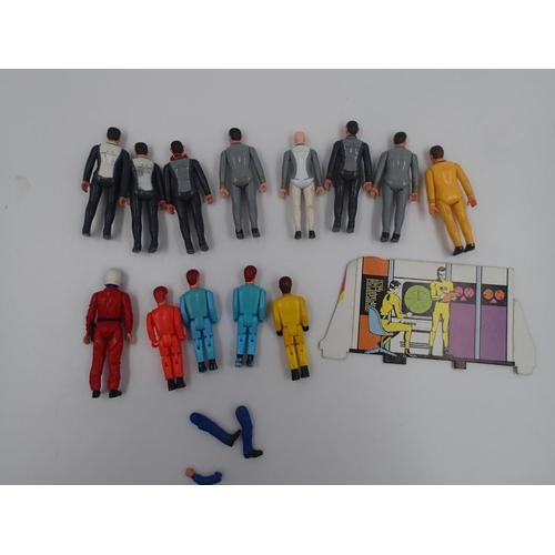 2486 - Thirteen loose figures in slightly play worn condition to include Mobile Action Command, Action Forc... 