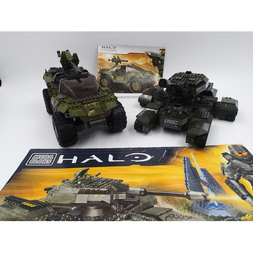 2495 - Mega Blocks Halo UNSC rhino and warthog, built up in excellent condition with paperwork. UK P&P Grou... 