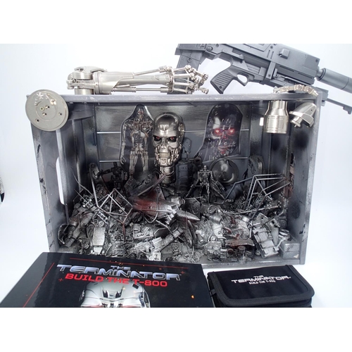 2499 - Hachette The Terminator Build the T-800 1/2 scale customised diorama. UK P&P Group 3 (£30+VAT for th... 