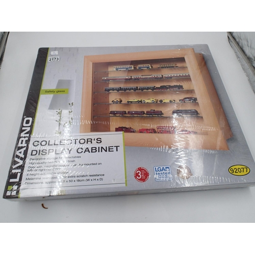 2173 - Boxed, factory sealed Livarno display cabinet #92077, 62 x 18 x 50 cm H. Not available for in-house ... 