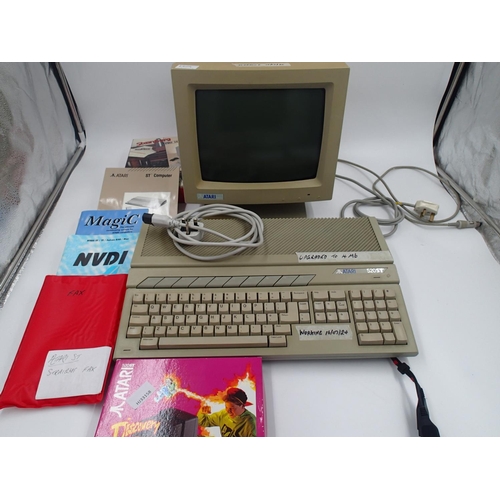 2504 - Atari ST 520ST (upgraded to 4mb) with SM125 monitor and software, NVDI4, Magi-C, Steinberg Pro 24 II... 