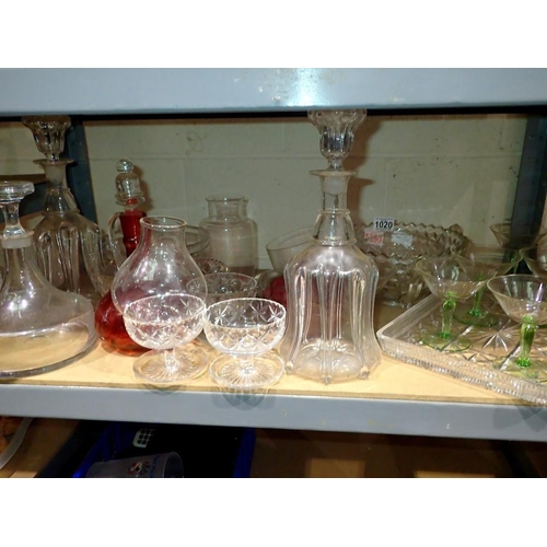 1020 - Shelf of mixed glass. Not available for in-house P&P