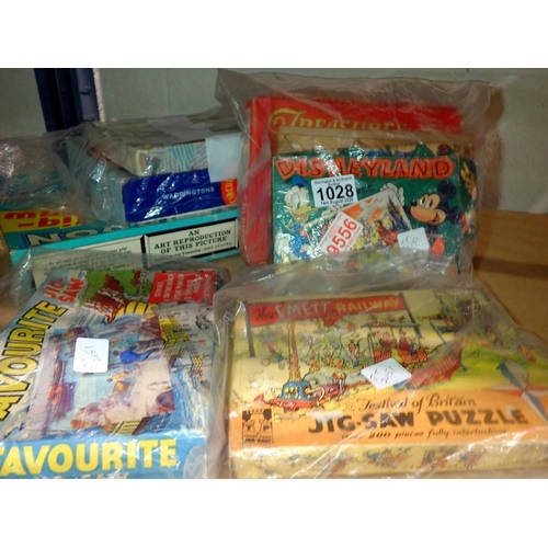 1028 - Vintage board games and jigsaws to include Disneyland. Not available for in-house P&P